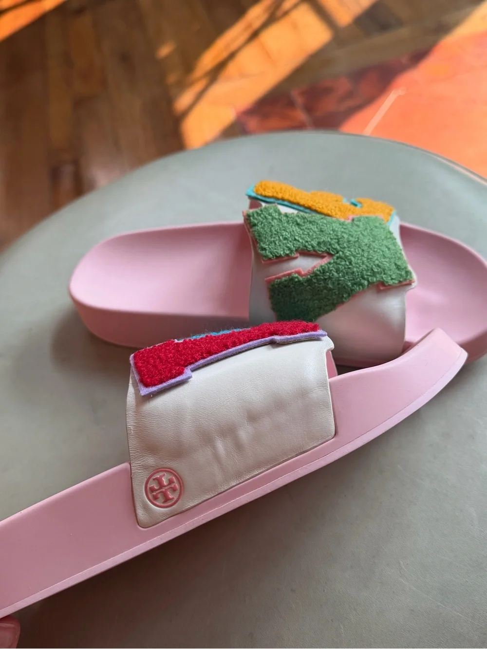 NEW Tory Burch LOVE Logo Pink Slide Sandals